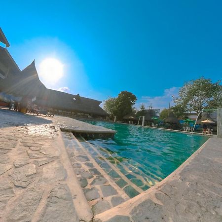 Hotel Acuarela Del Rio Santa Fe de Antioquia Buitenkant foto