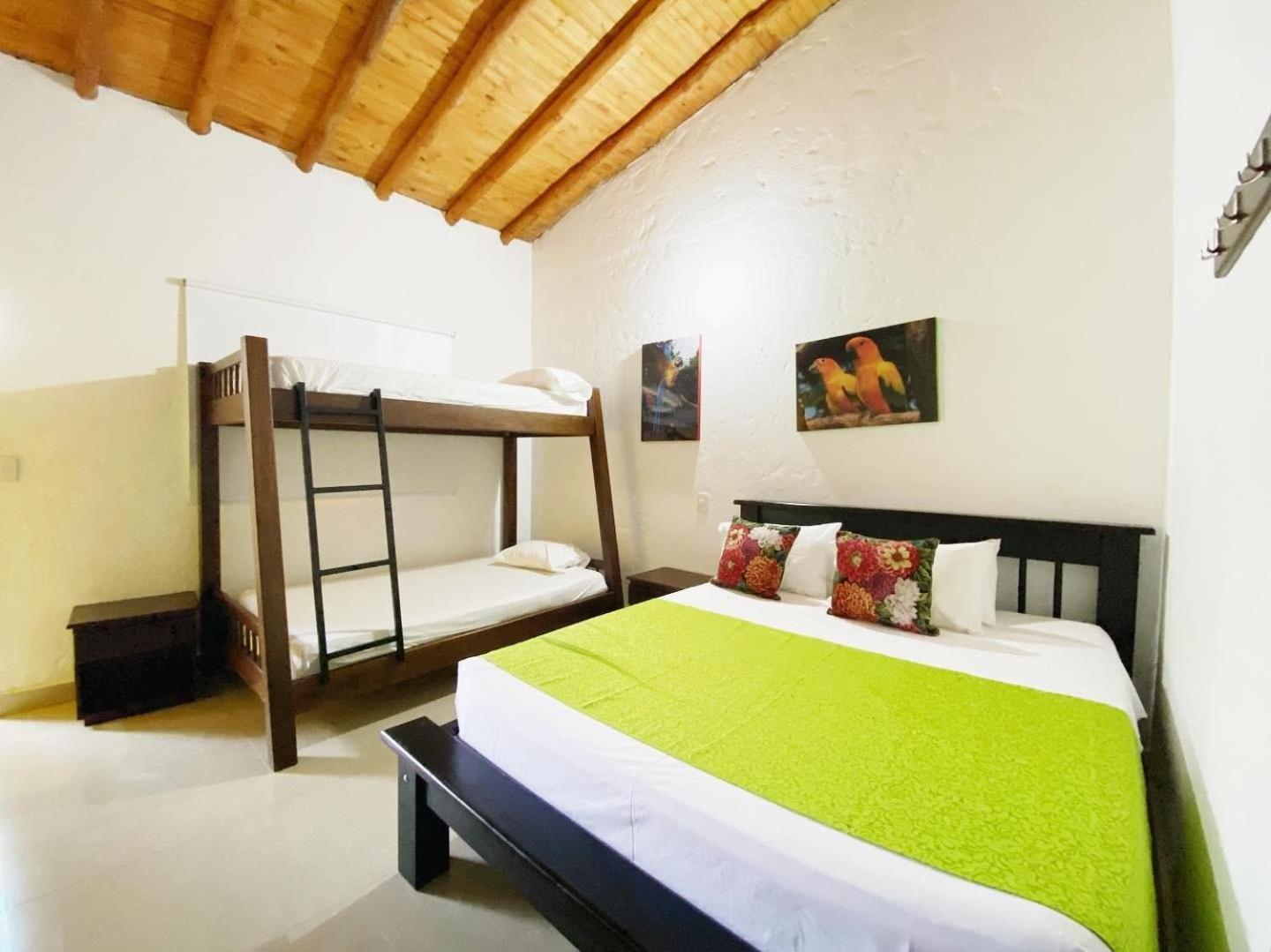 Hotel Acuarela Del Rio Santa Fe de Antioquia Buitenkant foto