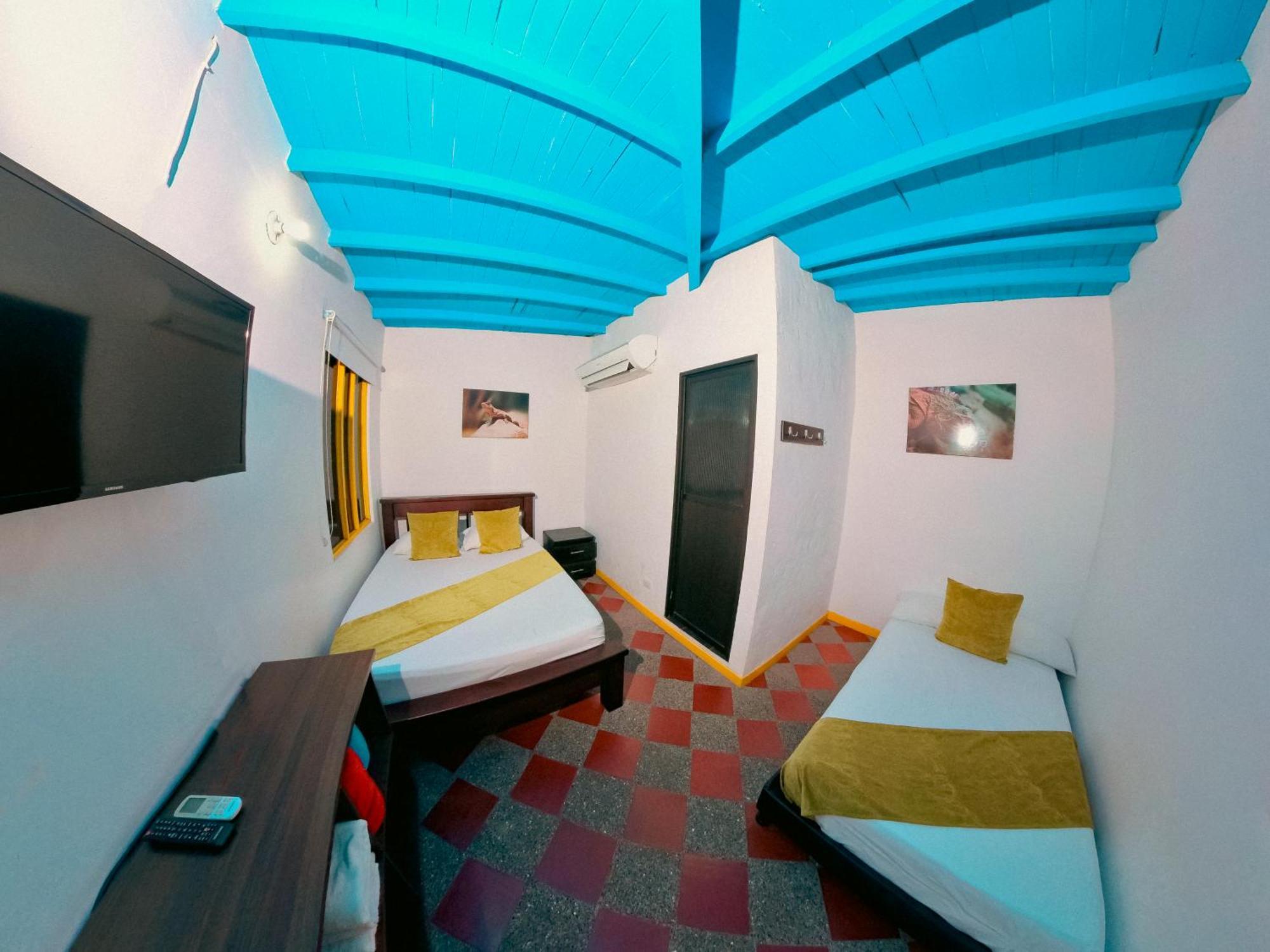 Hotel Acuarela Del Rio Santa Fe de Antioquia Buitenkant foto